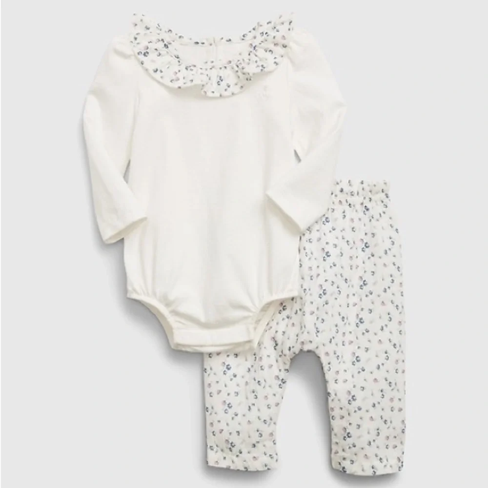 GAP Baby Organic Cotton Floral Outfit in Cream and Blue